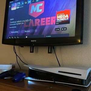 PlayStation 5 comes with madden,2k,and PlayStation plus